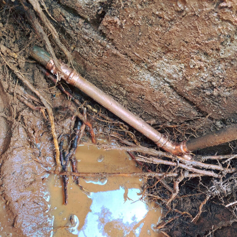 Water Leaks Caused By Old Pipes
